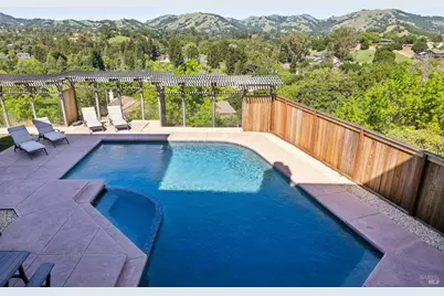 40 Miwok Drive, Novato, CA 94947 - Photo 10