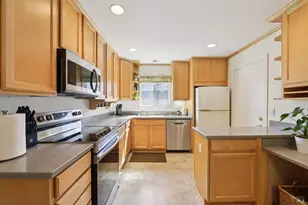 7070 Almond St, Rohnert Park, CA 94928 - Photo 8