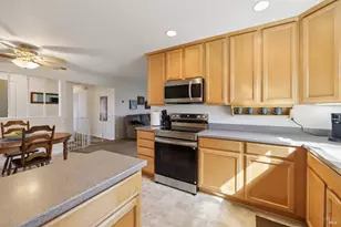 7070 Almond St, Rohnert Park, CA 94928 - Photo 10