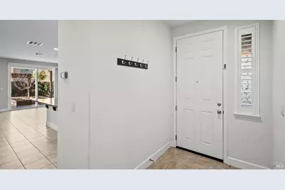 478 Sawyer Drive, Vacaville, CA 95687 - Photo 2