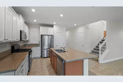 478 Sawyer Drive, Vacaville, CA 95687 - Photo 6