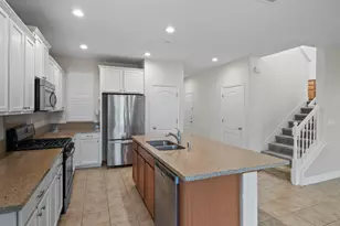 478 Sawyer Dr, Vacaville, CA 95687 - Photo 6