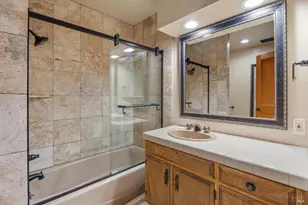 888 Watson Rd, Ukiah, CA 95482 - Photo 22