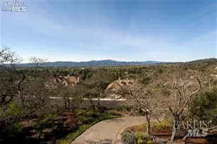 1150 Castle Oaks Dr, Napa, CA 94558 - Photo 2
