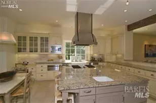 1150 Castle Oaks Dr, Napa, CA 94558 - Photo 14