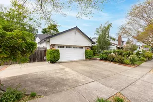 2431 Shoreline Dr, Napa, CA 94558 - Photo 50