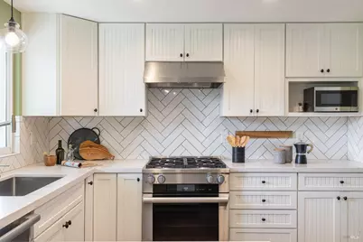 2431 Shoreline Drive, Napa, CA 94558 - Photo 16