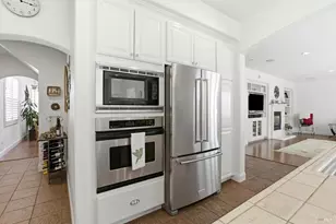 26 Waterbury Ln, Novato, CA 94949 - Photo 8