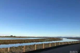 26 Waterbury Ln, Novato, CA 94949 - Photo 36