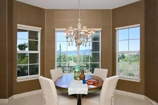 1143 Castle Oaks Dr, Napa, CA 94558 - Photo 32