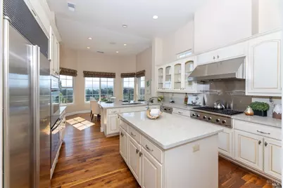 1143 Castle Oaks Drive, Napa, CA 94558 - Photo 10