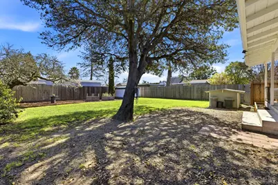 112 Roosevelt Street, Napa, CA 94558 - Photo 32