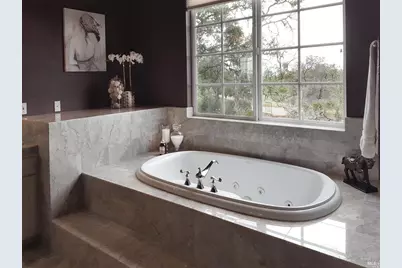 1161 Castle Oaks Drive, Napa, CA 94558 - Photo 22