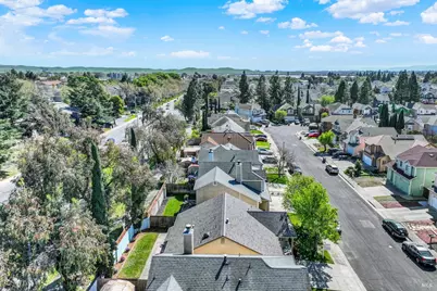 329 Ridgecrest Circle, Suisun City, CA 94585 - Photo 46