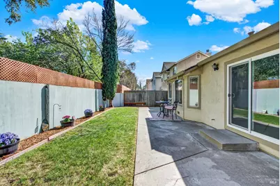 329 Ridgecrest Circle, Suisun City, CA 94585 - Photo 42