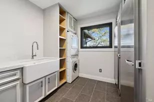 160 Crest Rd, Novato, CA 94945 - Photo 48