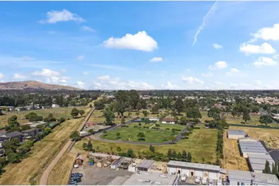 1661 Fairfield Avenue, Fairfield, CA 94533 - Photo 30