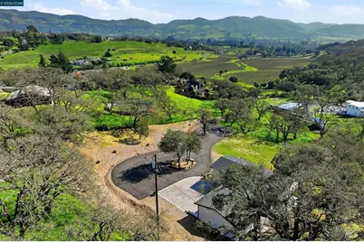 2087 1st Avenue, Napa, CA 94558 - Photo 8