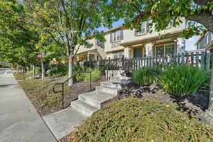4273 Carnegie Ct, Fairfield, CA 94534 - Photo 4