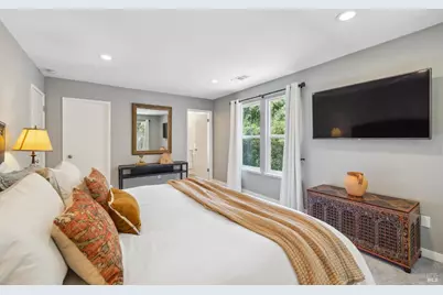 4880 Warm Springs Road, Glen Ellen, CA 95442 - Photo 18