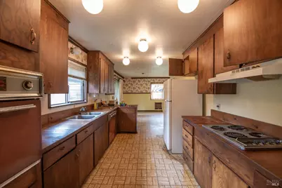 4550 Hidden Springs Road, Santa Rosa, CA 95404 - Photo 10