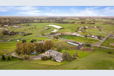 7413 English Hills Road, Vacaville, CA 95688 - Photo 88