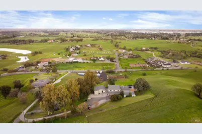 7413 English Hills Road, Vacaville, CA 95688 - Photo 92