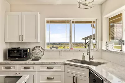 7413 English Hills Road, Vacaville, CA 95688 - Photo 28