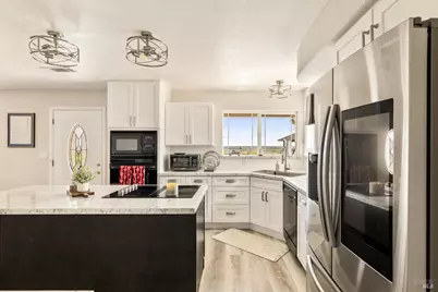 7413 English Hills Road, Vacaville, CA 95688 - Photo 28