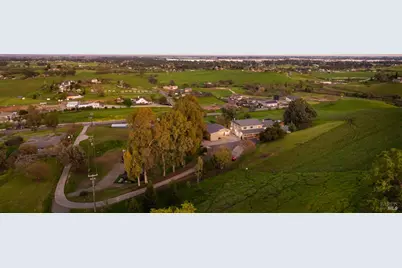 7413 English Hills Road, Vacaville, CA 95688 - Photo 90