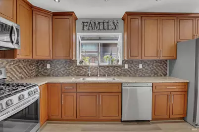 633 Country Lane, Oakley, CA 94561 - Photo 14