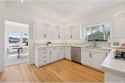 11 Gretchen Place, Greenbrae, CA 94904 - Photo 14