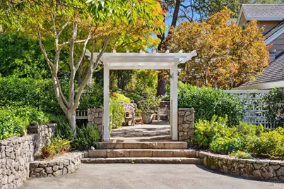 2399 Sobre Vista Road, Sonoma, CA 95476 - Photo 8