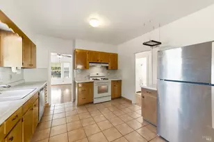 639 E 5th St, Benicia, CA 94510 - Photo 10
