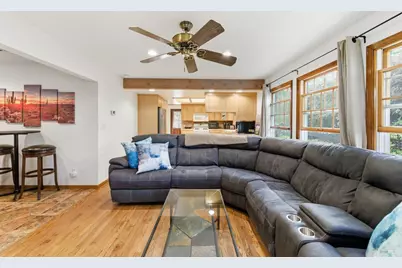 639 E 5th Street, Benicia, CA 94510 - Photo 32