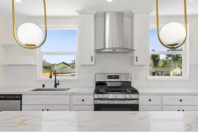 8 Corte Dorado Court, Benicia, CA 94510 - Photo 10