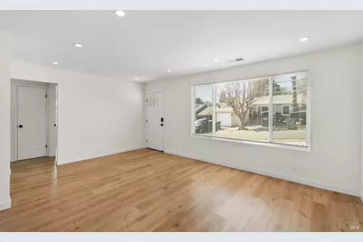 8 Corte Dorado Court, Benicia, CA 94510 - Photo 6