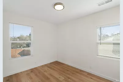 8 Corte Dorado Court, Benicia, CA 94510 - Photo 20