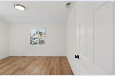 8 Corte Dorado Court, Benicia, CA 94510 - Photo 22