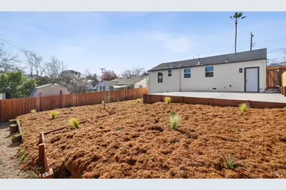 8 Corte Dorado Court, Benicia, CA 94510 - Photo 30