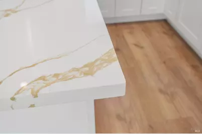 8 Corte Dorado Court, Benicia, CA 94510 - Photo 14