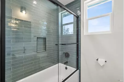 8 Corte Dorado Court, Benicia, CA 94510 - Photo 18