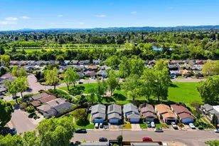 2446 Micawber Ln, Santa Rosa, CA 95401 - Photo 28