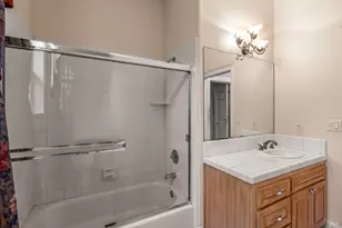 382 Lakeview Dr, Napa, CA 94559 - Photo 52