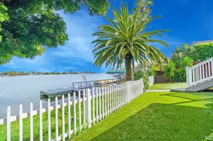 45 Del Oro Lagoon Dr, Novato, CA 94949 - Photo 4