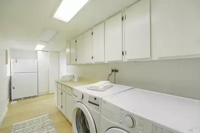 45 Del Oro Lagoon Drive, Novato, CA 94949 - Photo 32