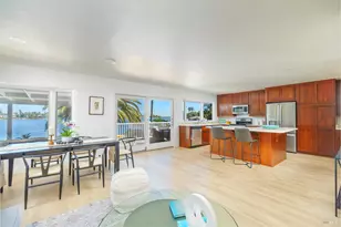 45 Del Oro Lagoon Dr, Novato, CA 94949 - Photo 12