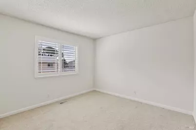 105 Woodstock Court, Benicia, CA 94510 - Photo 26