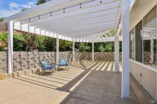 105 Woodstock Ct, Benicia, CA 94510 - Photo 40