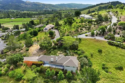 437 Crestridge Place, Santa Rosa, CA 95409 - Photo 2